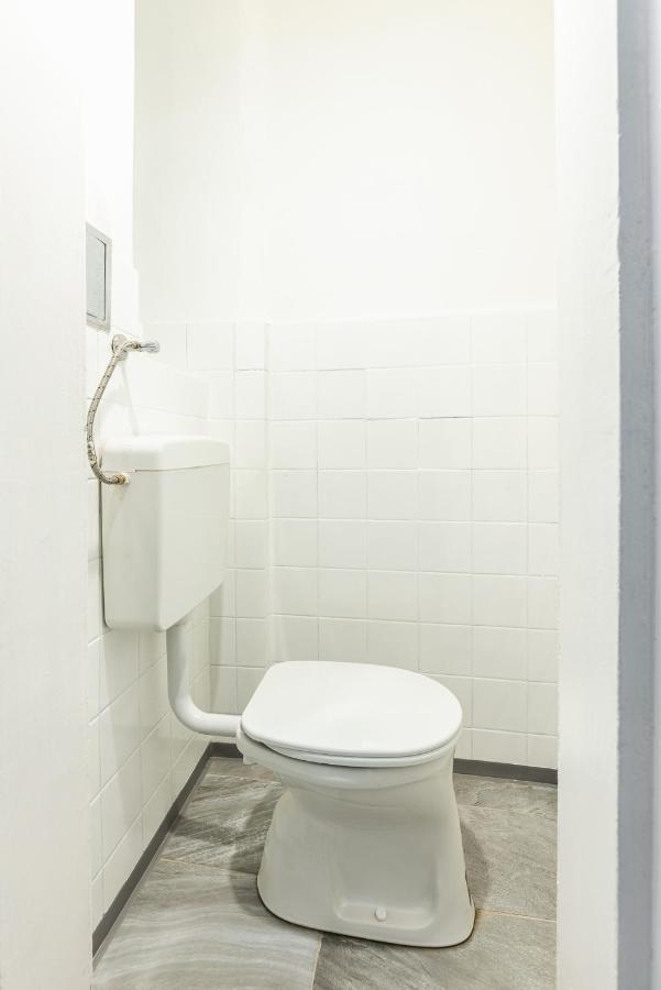 Stylish 1 Bedroom Apartment Near Hannovamarkt Vienna Exterior photo